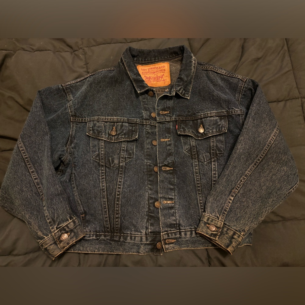 Vintage Levis Trucker denim jacket women’s M